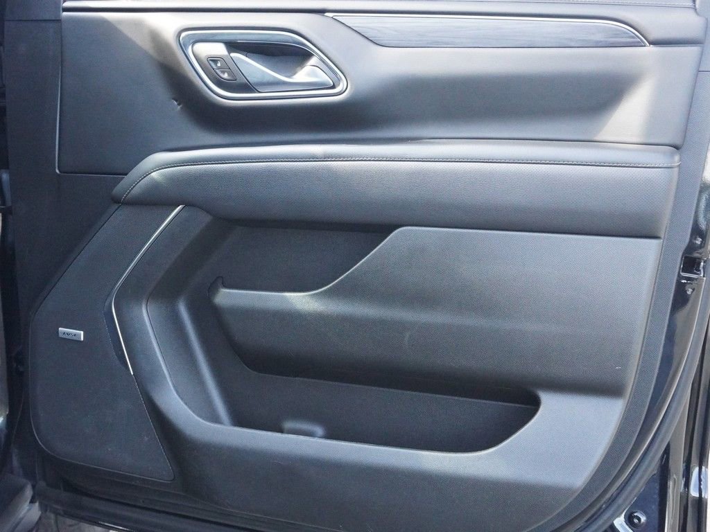 Used 2023 GMC Yukon SLT w/ SLT Premium Package image 33