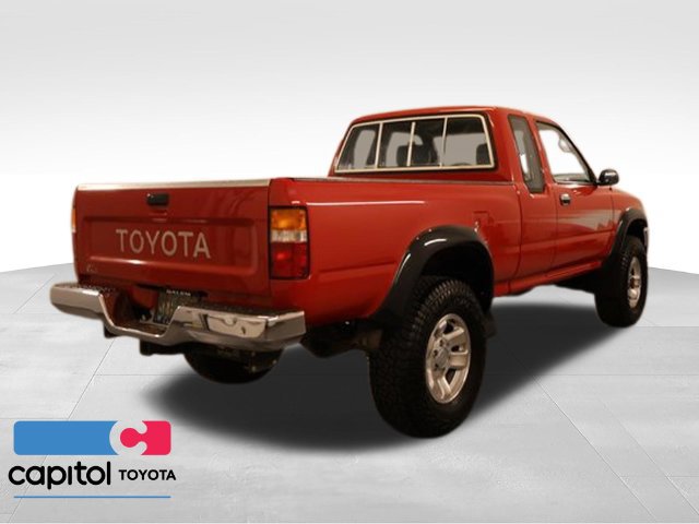 Used 1992 Toyota Pickup Deluxe AWD/4WD image 3