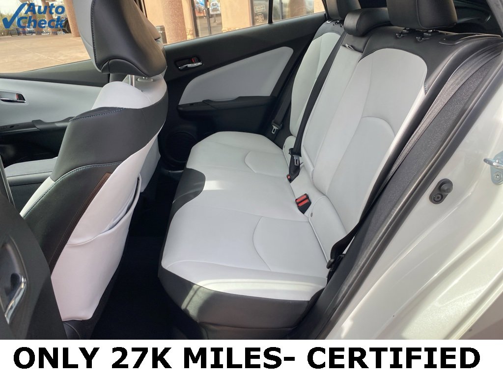 Used 2020 Toyota Prius XLE w/ Advanced Technology Package image 17