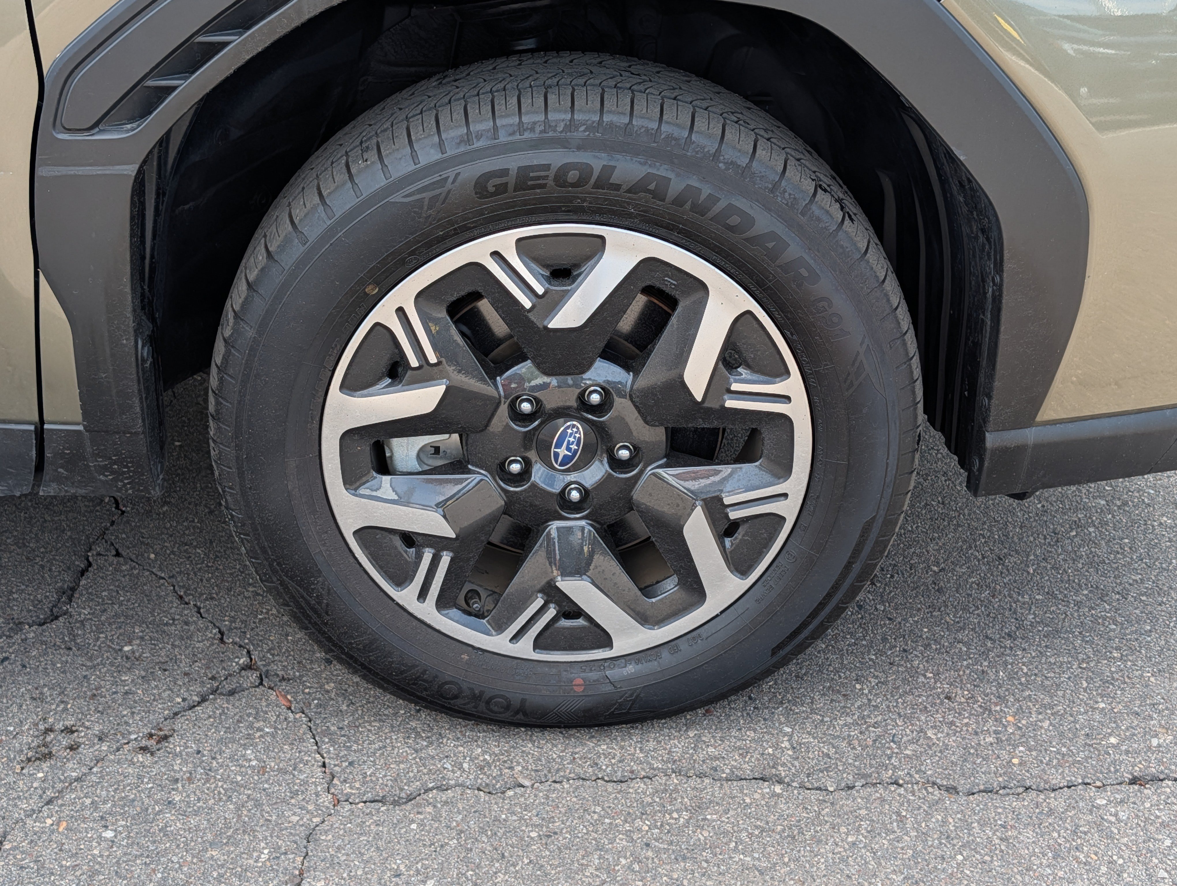 Used 2025 Subaru Forester Premium AWD/4WD image 15