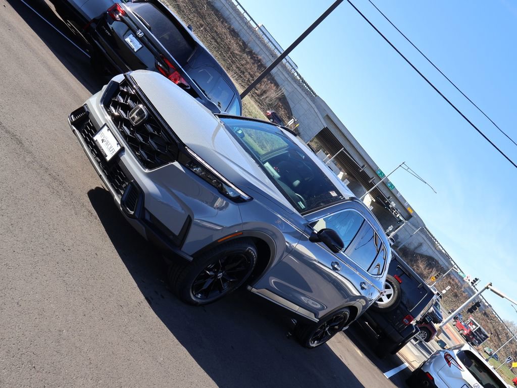 Certified 2025 Honda CR-V Sport-L image 3