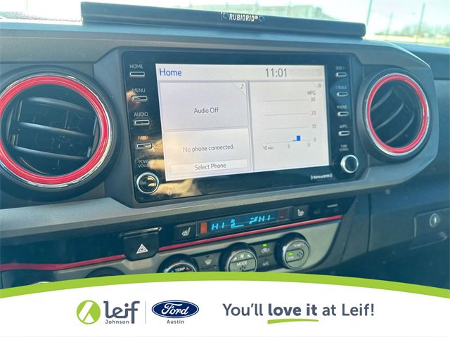 Used 2017 Toyota Tacoma TRD Off-Road image 16