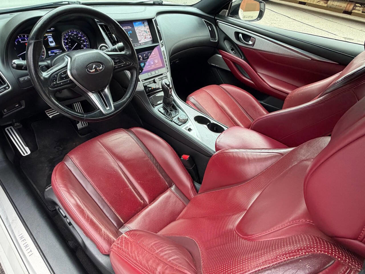 Used 2017 INFINITI Q60 Red Sport 400 image 18