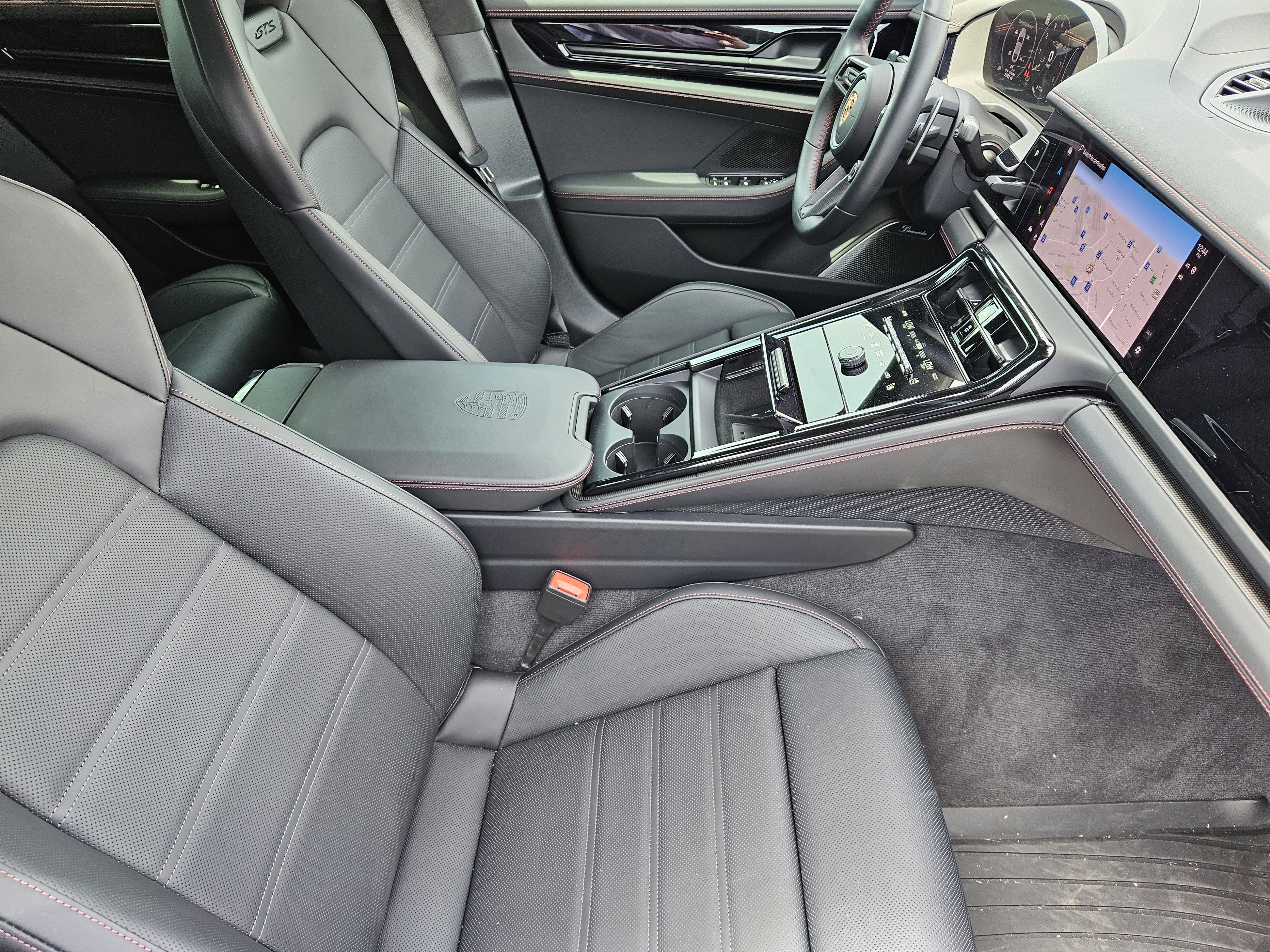 Certified 2026 Porsche Panamera GTS image 15