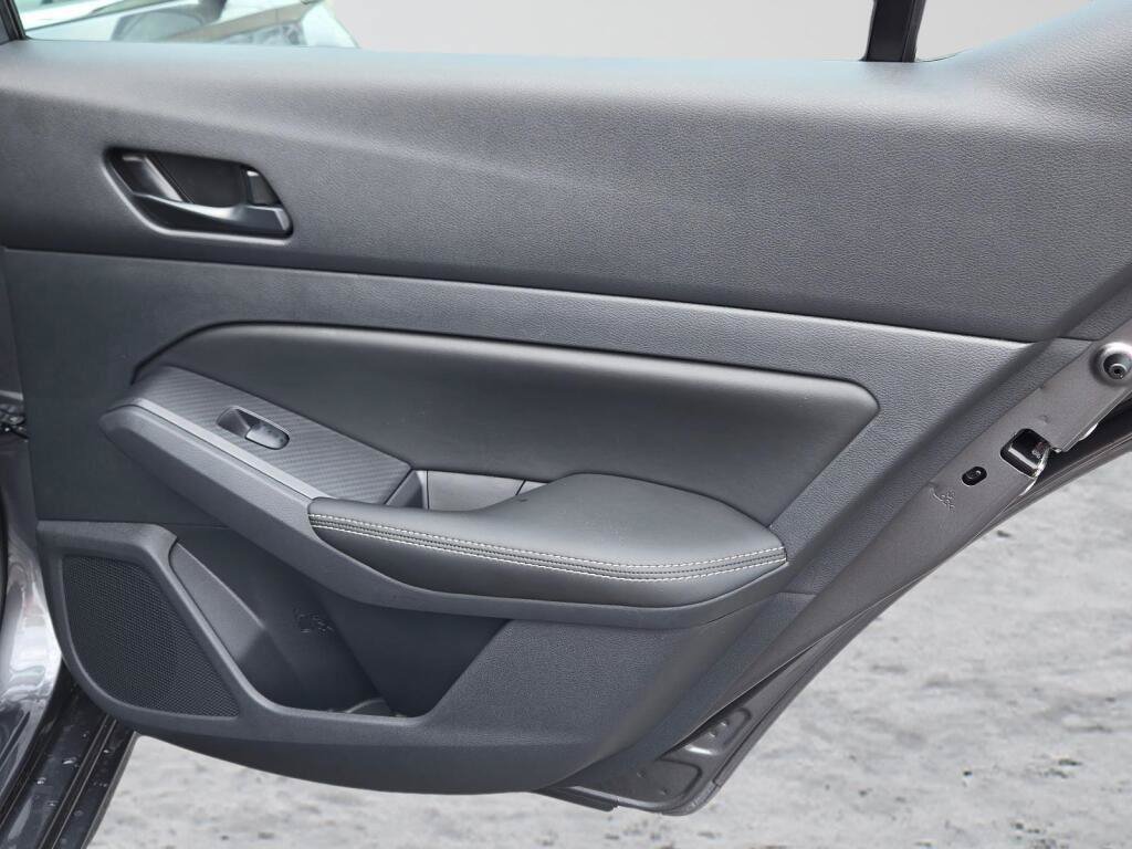 New 2026 Nissan Altima 2.5 SV AWD/4WD image 9