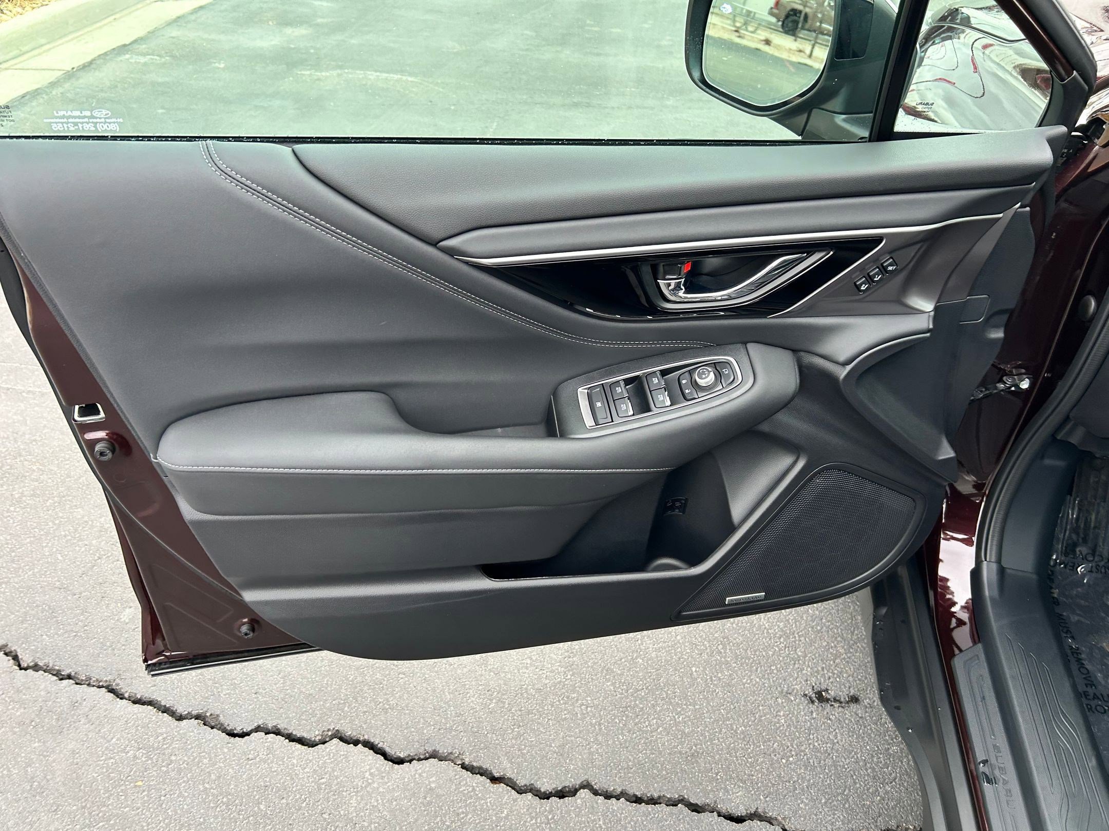 Used 2025 Subaru Outback Touring XT w/ Popular Package #2 image 9