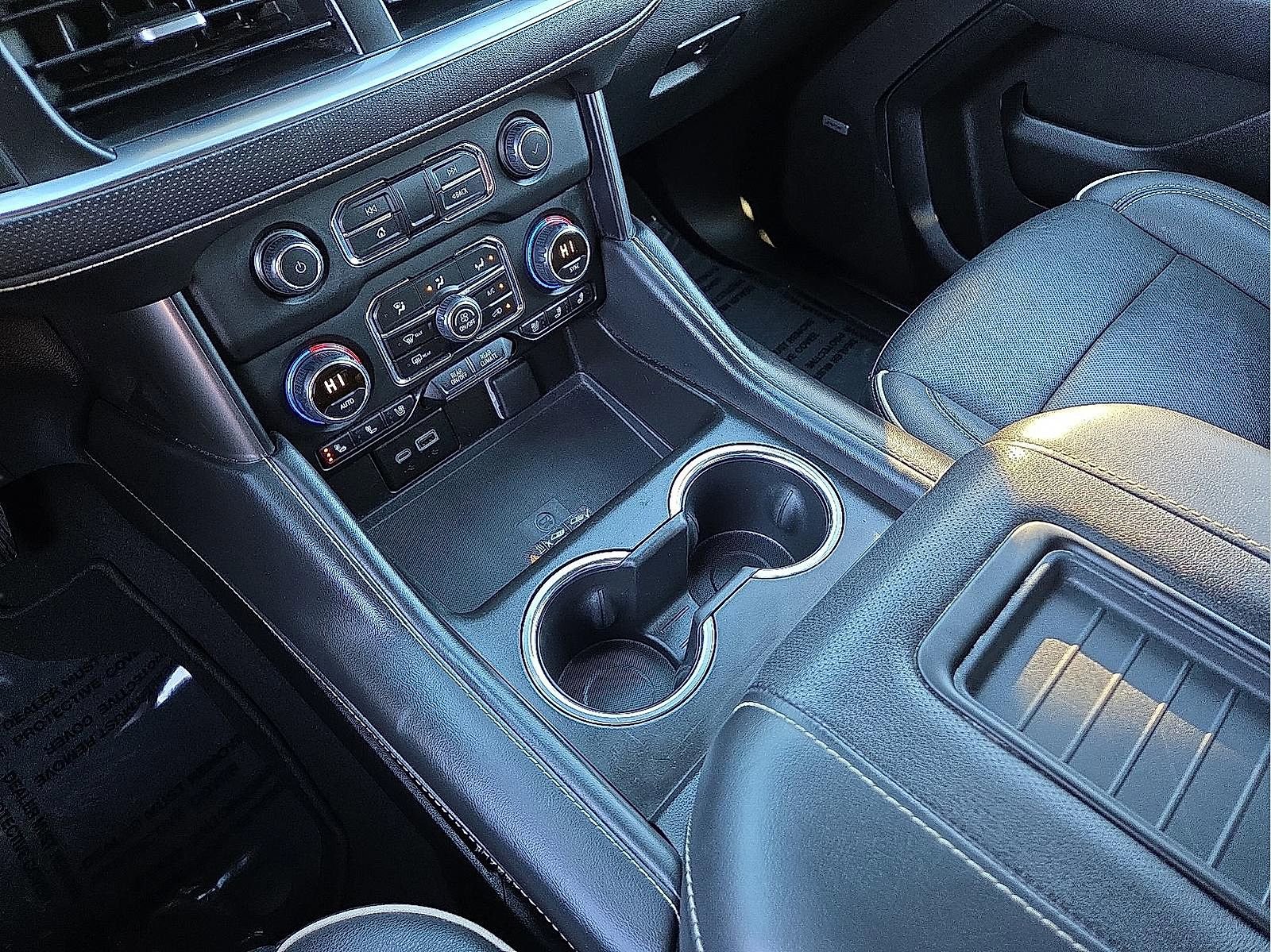 Certified 2023 Chevrolet Suburban Premier image 25