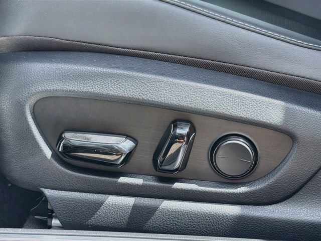 Used 2025 Lexus UX 300h FWD image 24
