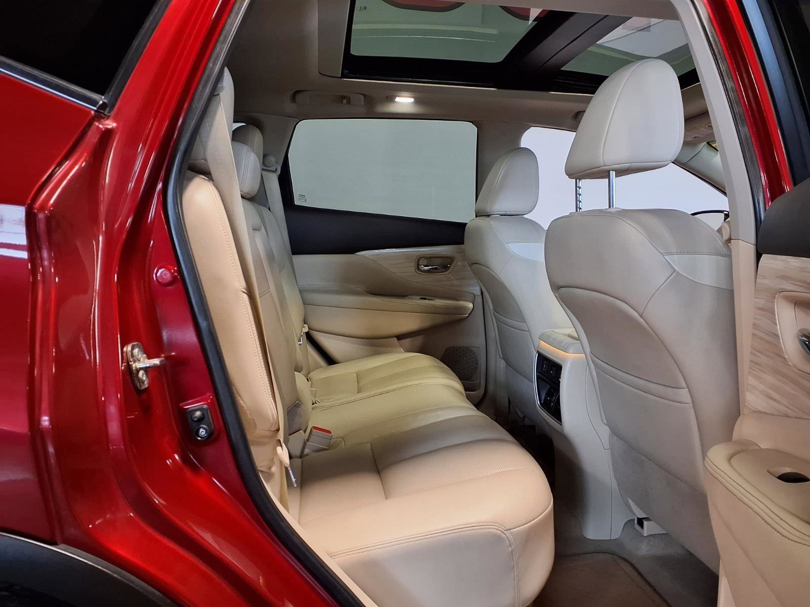 Used 2015 Nissan Murano Platinum w/ Platinum Technology Package AWD/4WD image 8