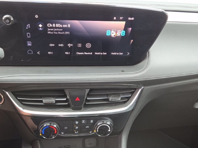 Used 2024 Buick Encore GX Sport Touring w/ Comfort Package FWD image 27