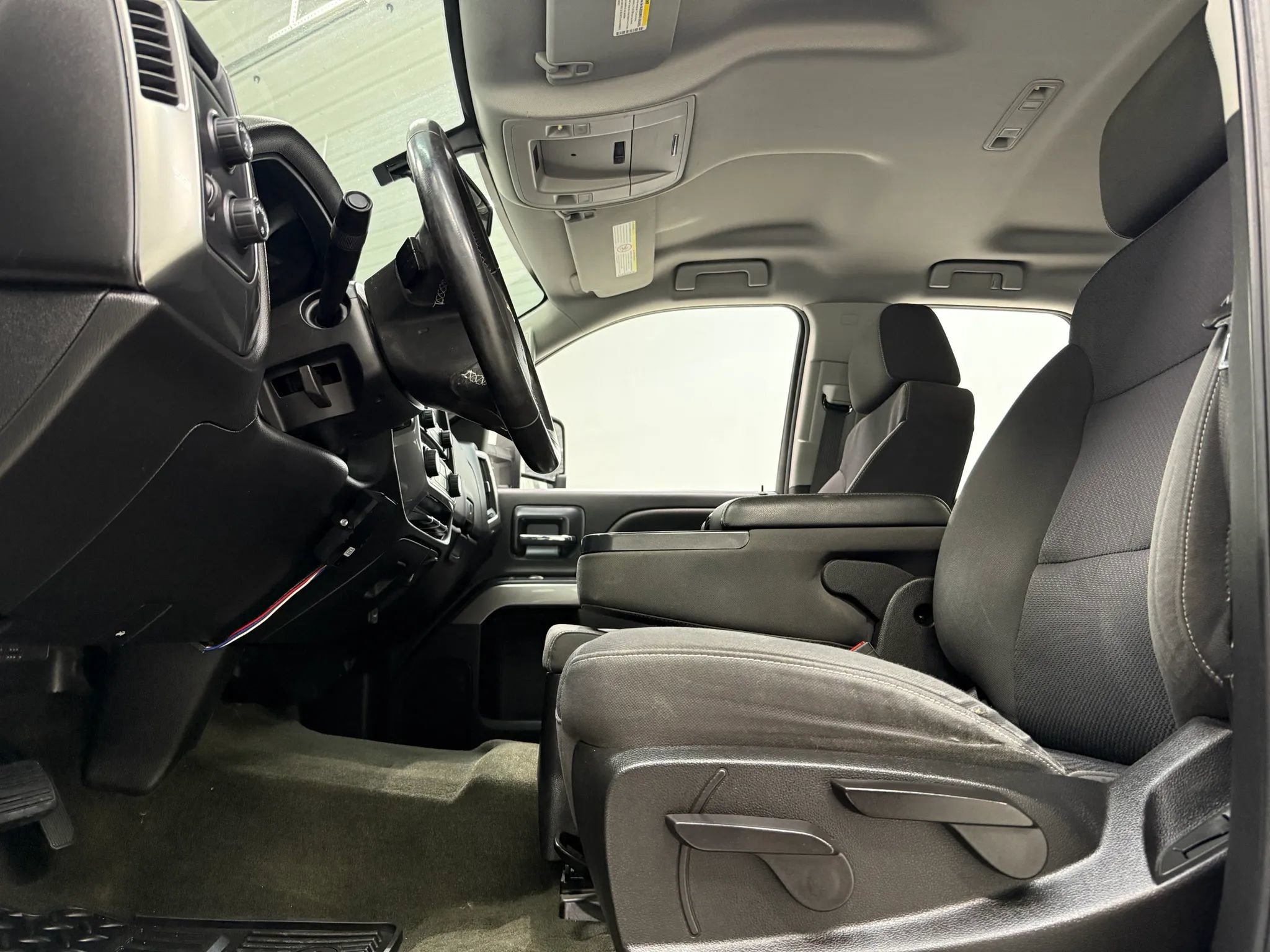 Used 2018 Chevrolet Silverado 2500 LT AWD/4WD image 15
