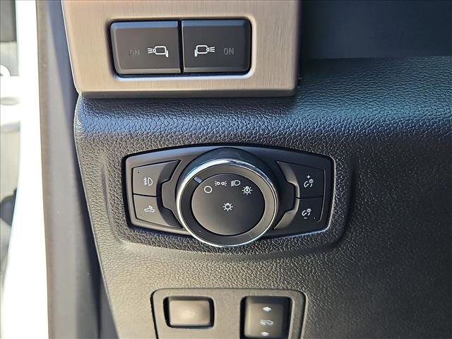 Used 2021 Ford F350 Platinum AWD/4WD image 16