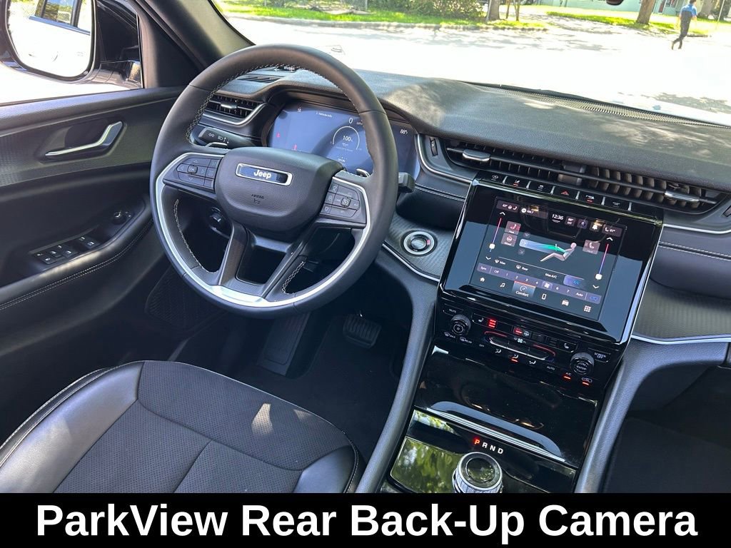 Certified 2024 Jeep Grand Cherokee Altitude image 12