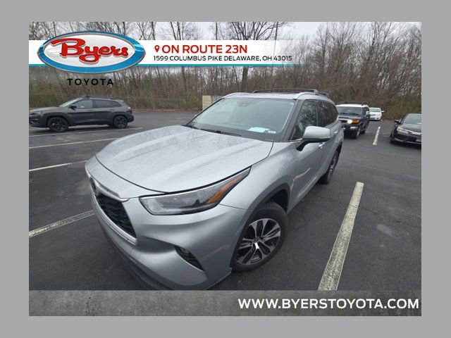 Used 2021 Toyota Highlander XLE