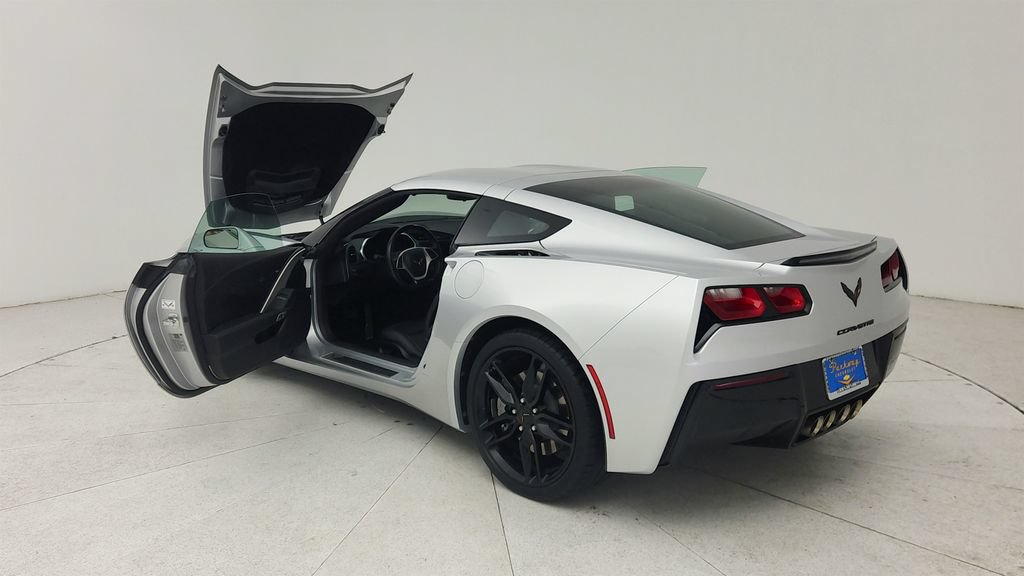 Certified 2019 Chevrolet Corvette Stingray Coupe w/ Carbon Flash Badge Package RWD image 11