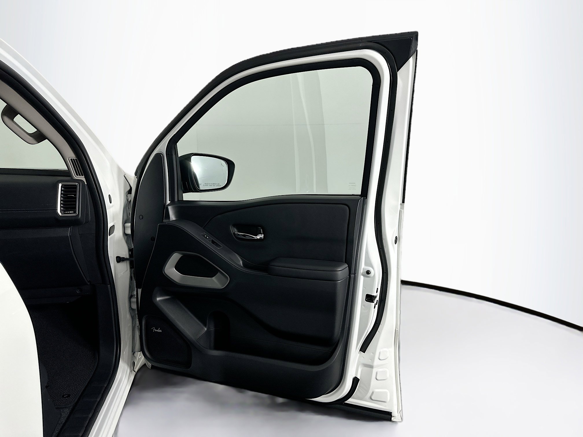 Used 2024 Nissan Frontier SV w/ SV Convenience Package image 30