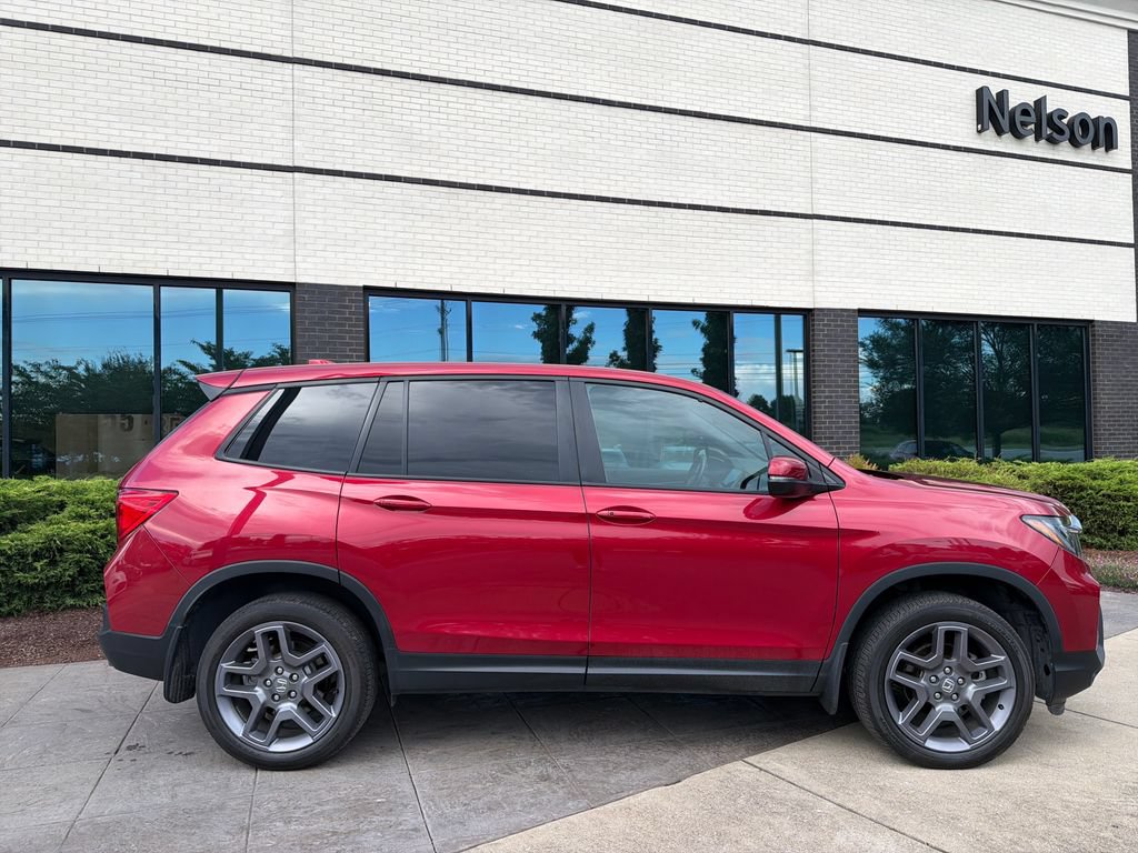 Used 2023 Honda Passport EX-L image 3
