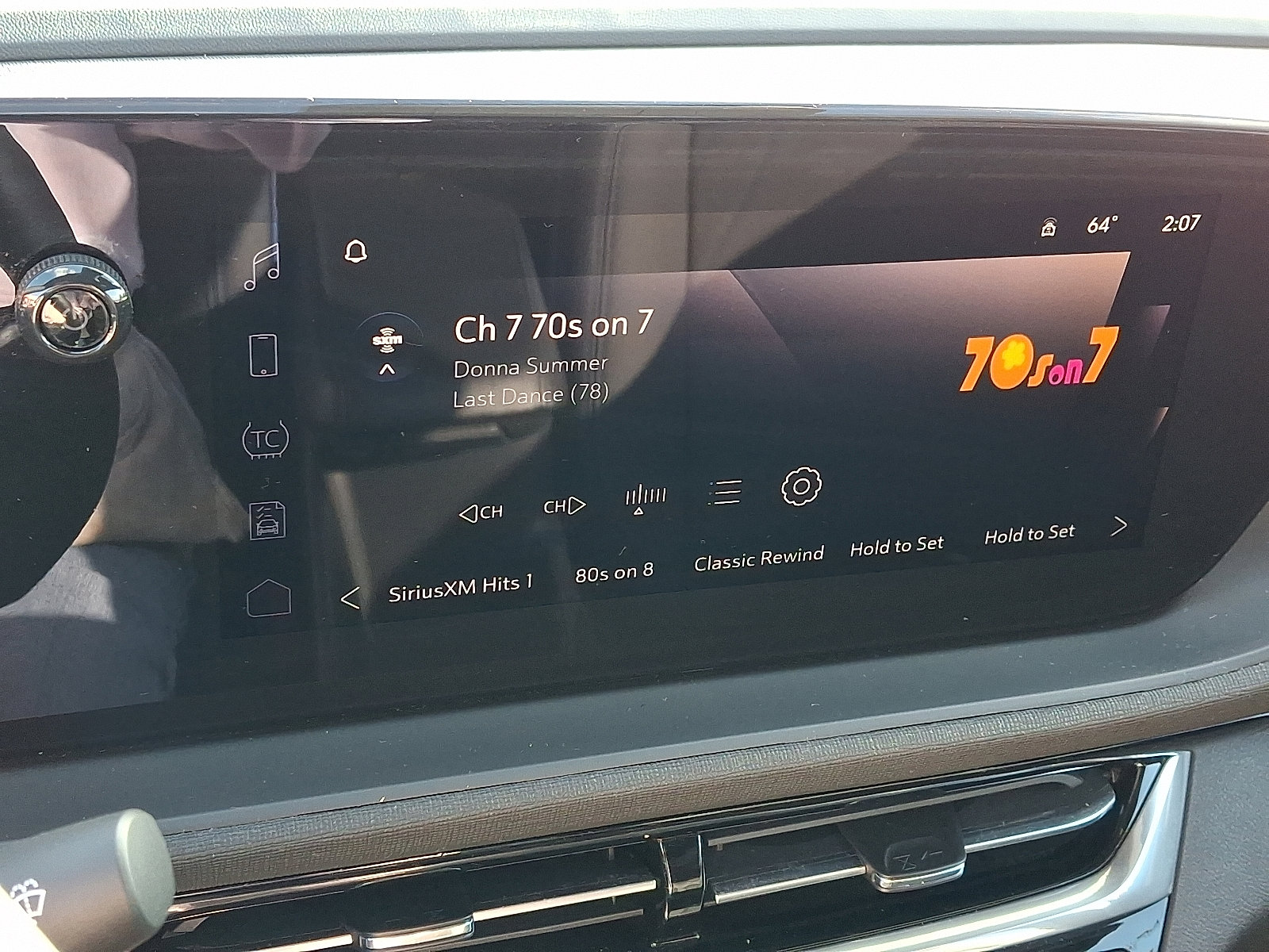 Used 2024 Buick Envista Sport Touring w/ Convenience I Package image 15