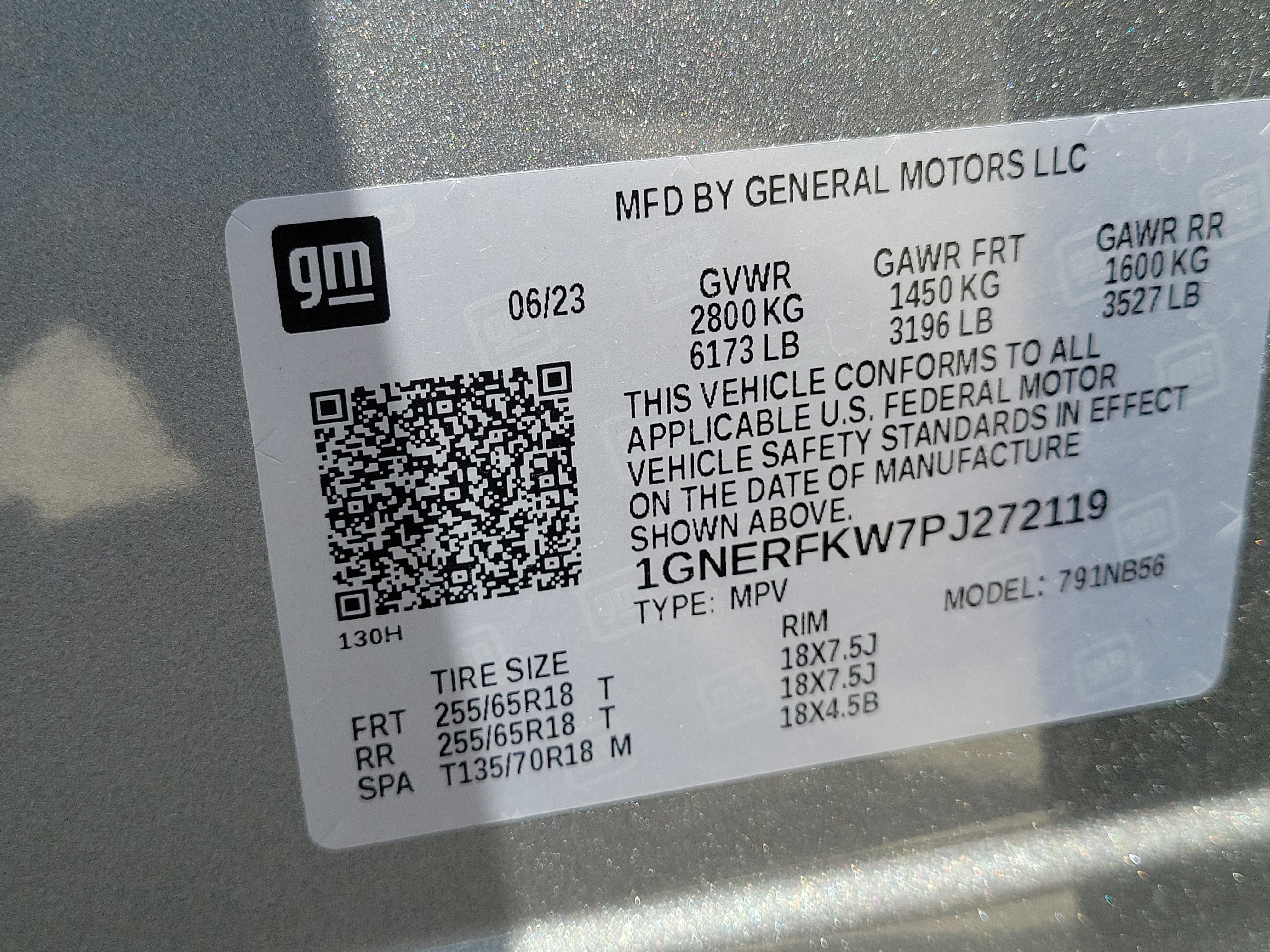 Used 2023 Chevrolet Traverse LS FWD image 34