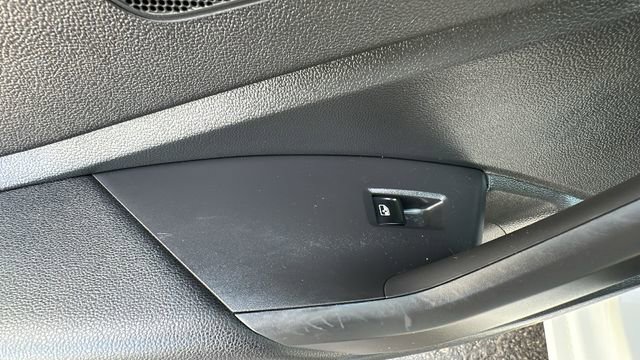Used 2020 Volkswagen Jetta S w/ Driver Assistance Package image 31