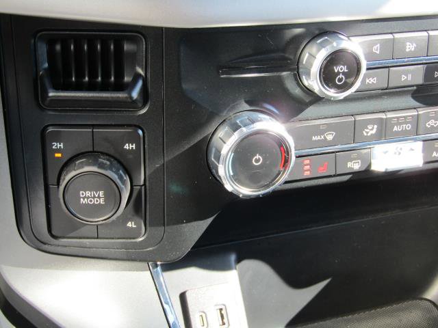 Certified 2022 Ford F150 XLT w/ Equipment Group 302A High image 28