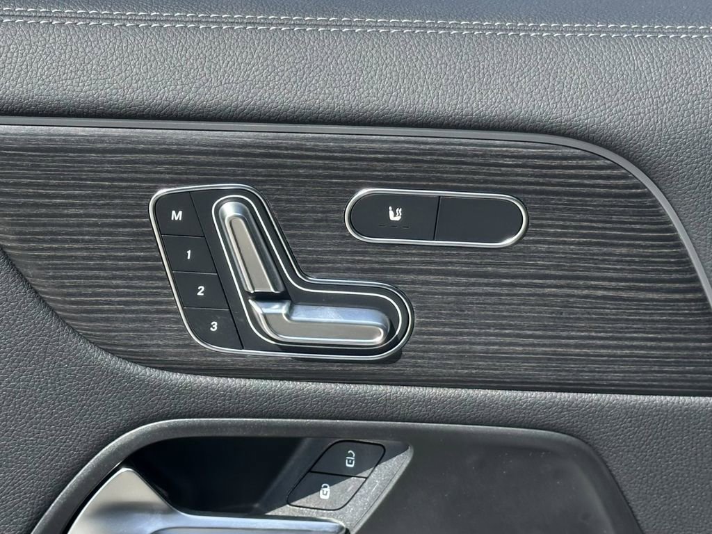 New 2026 Mercedes-Benz GLA 250 image 18