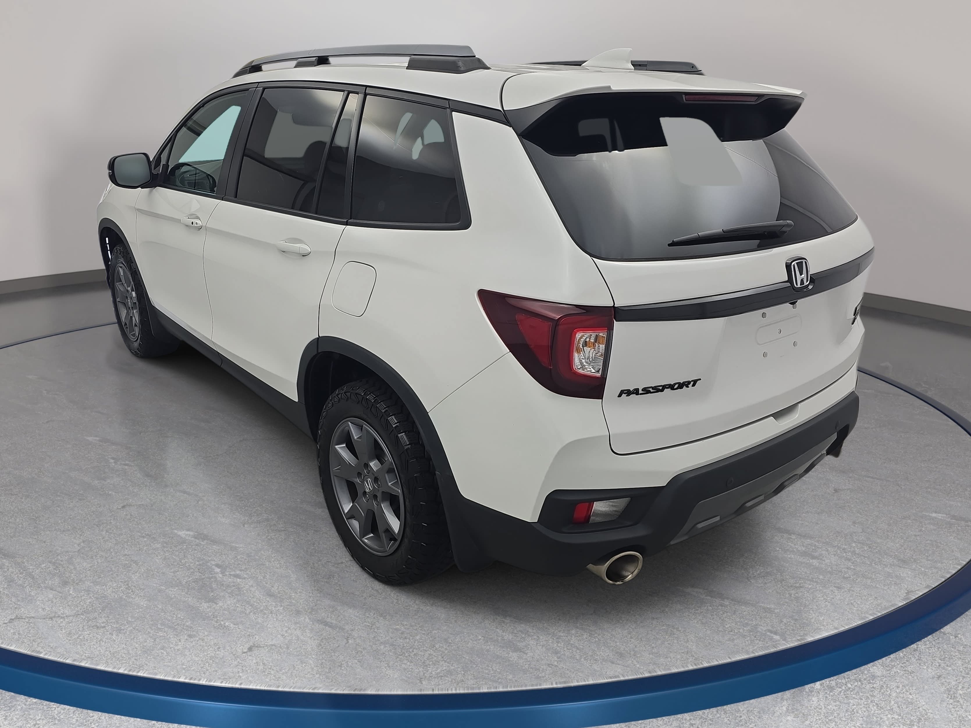 Used 2024 Honda Passport TrailSport image 7