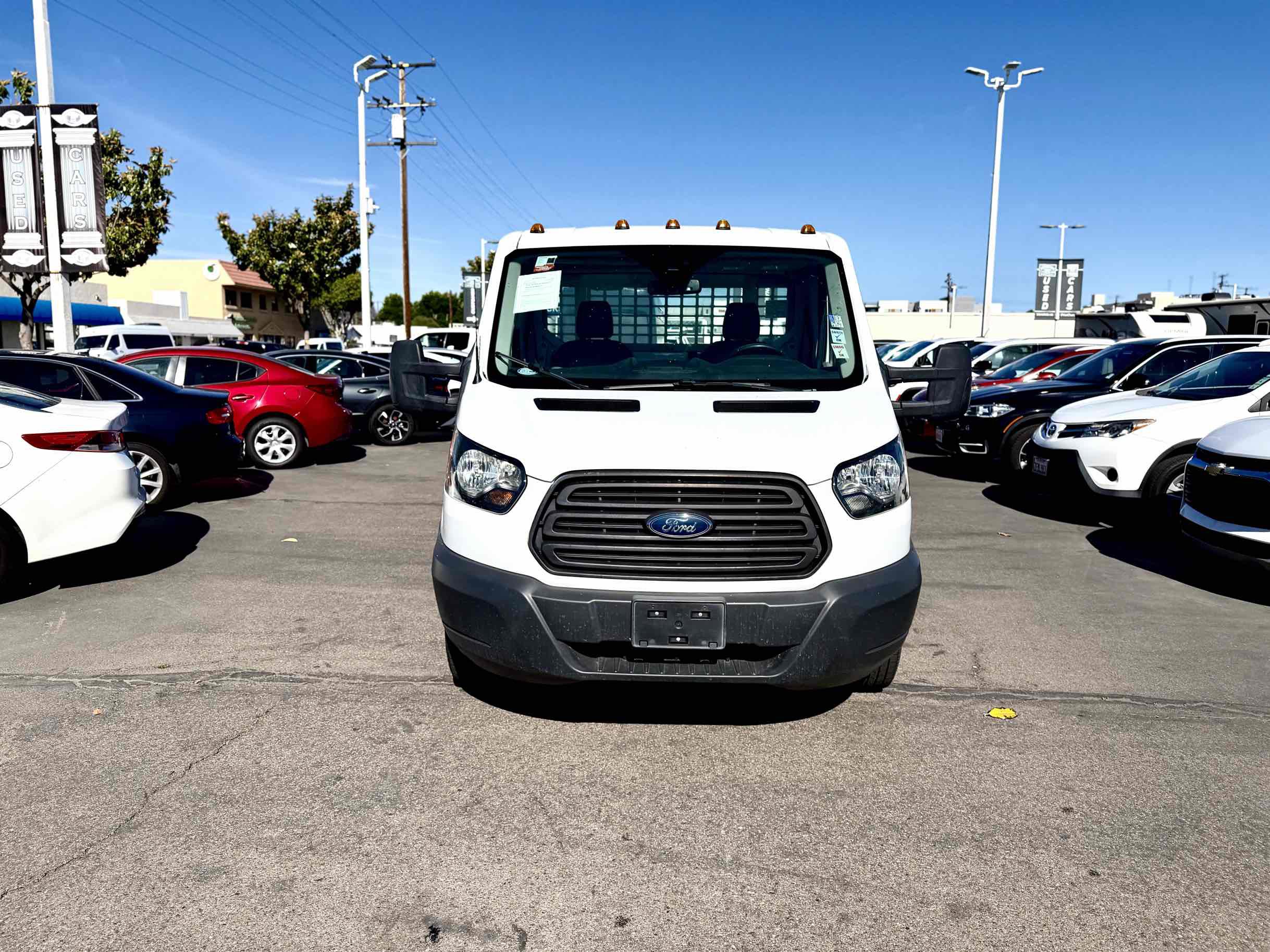 Used 2018 Ford Transit 250 138 RWD image 4