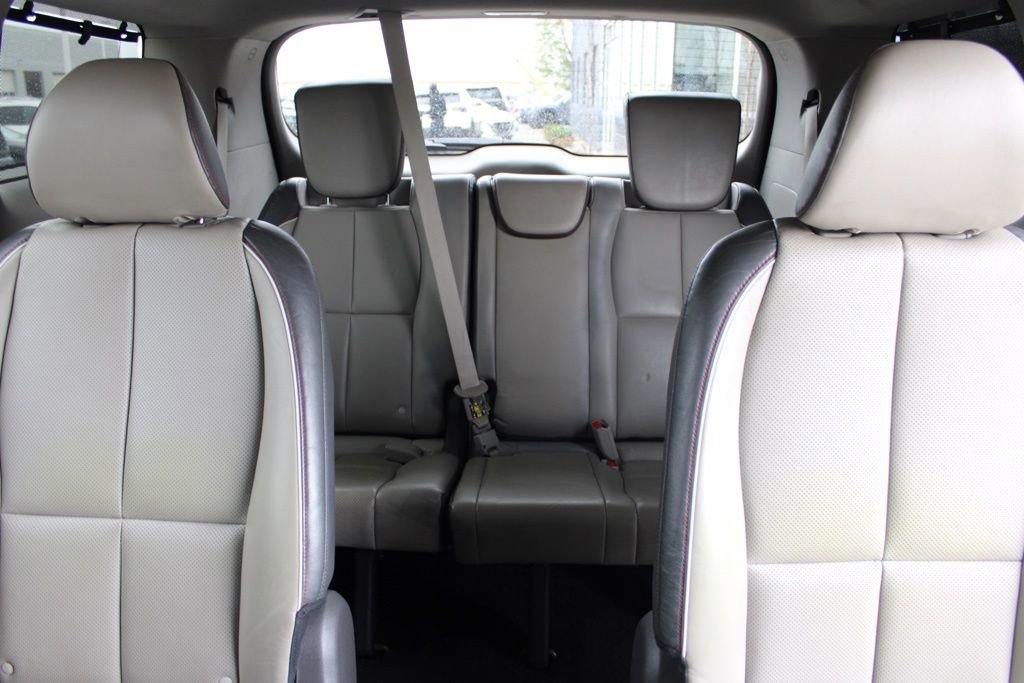 Used 2017 Kia Sedona LX w/ LX Essentials Premium Package image 27