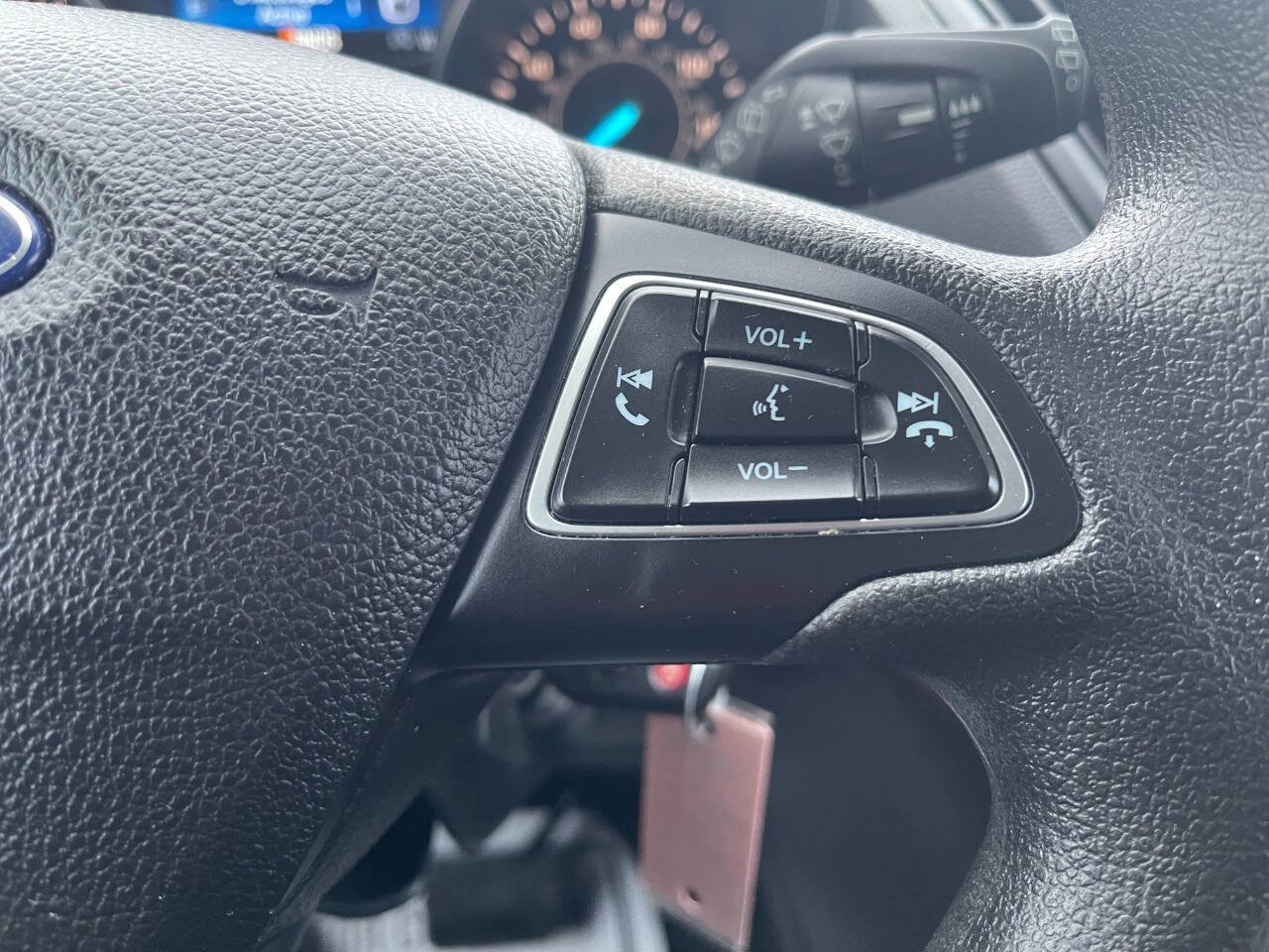 Used 2018 Ford Escape SE image 15