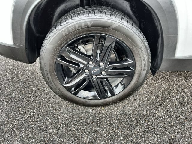 Certified 2025 Chevrolet Trax ACTIV w/ Sunroof Package FWD image 20