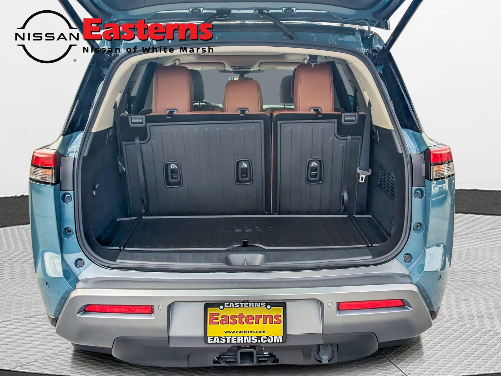 New 2026 Nissan Pathfinder Platinum image 10