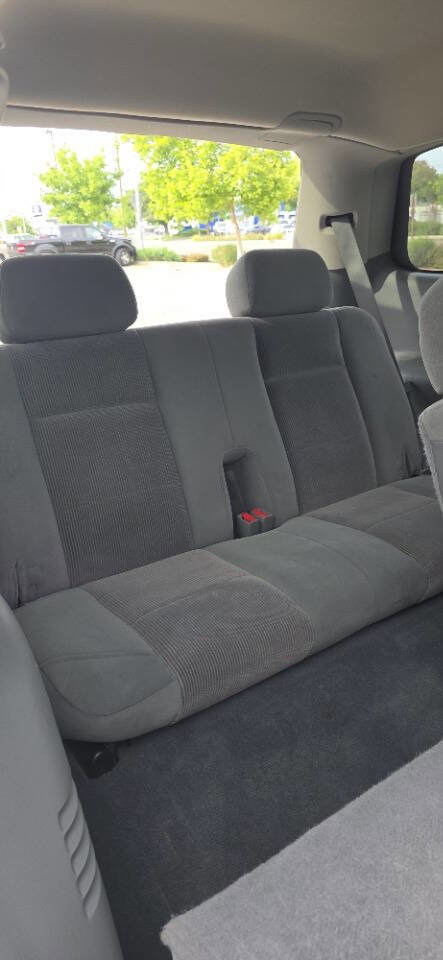 Used 2006 Dodge Durango SLT w/ Interior Convenience Group AWD/4WD image 12