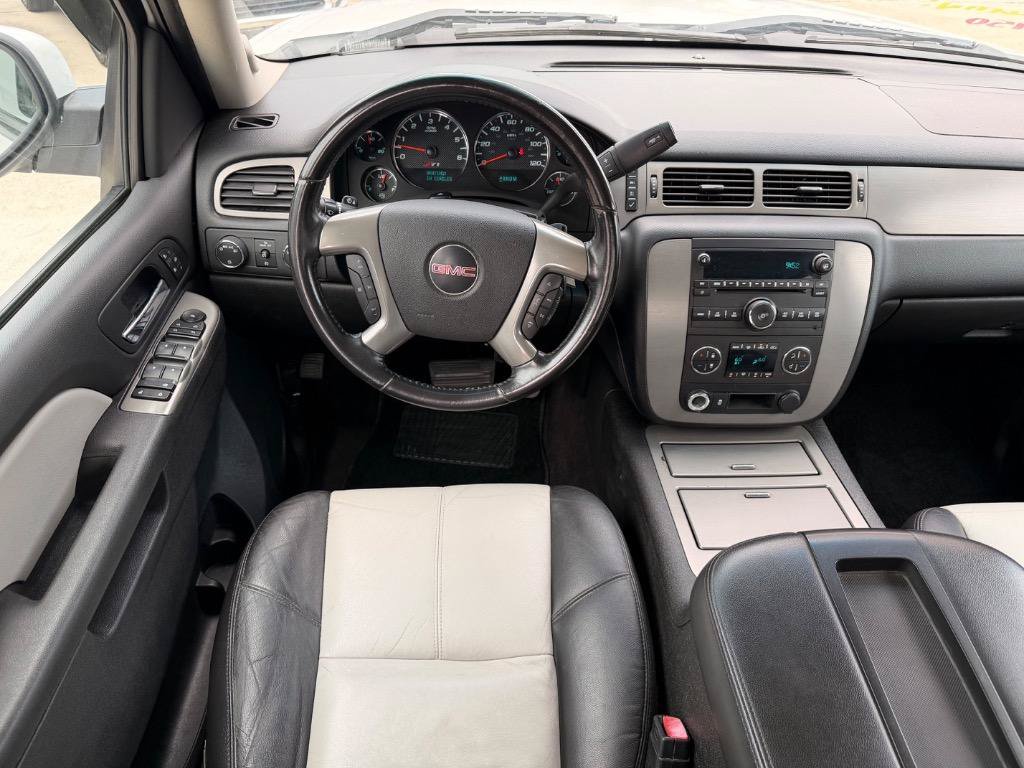 Used 2012 GMC Sierra 1500 SLT w/ All-Terrain Package AWD/4WD image 4