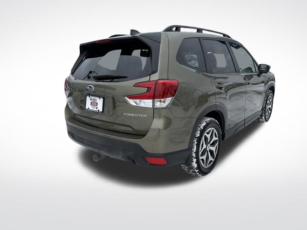 Certified 2024 Subaru Forester Premium image 18
