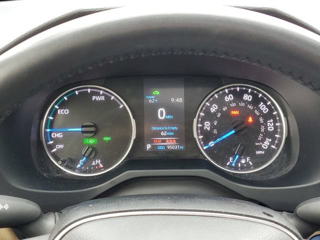 Used 2022 Toyota RAV4 XLE Premium AWD/4WD image 21