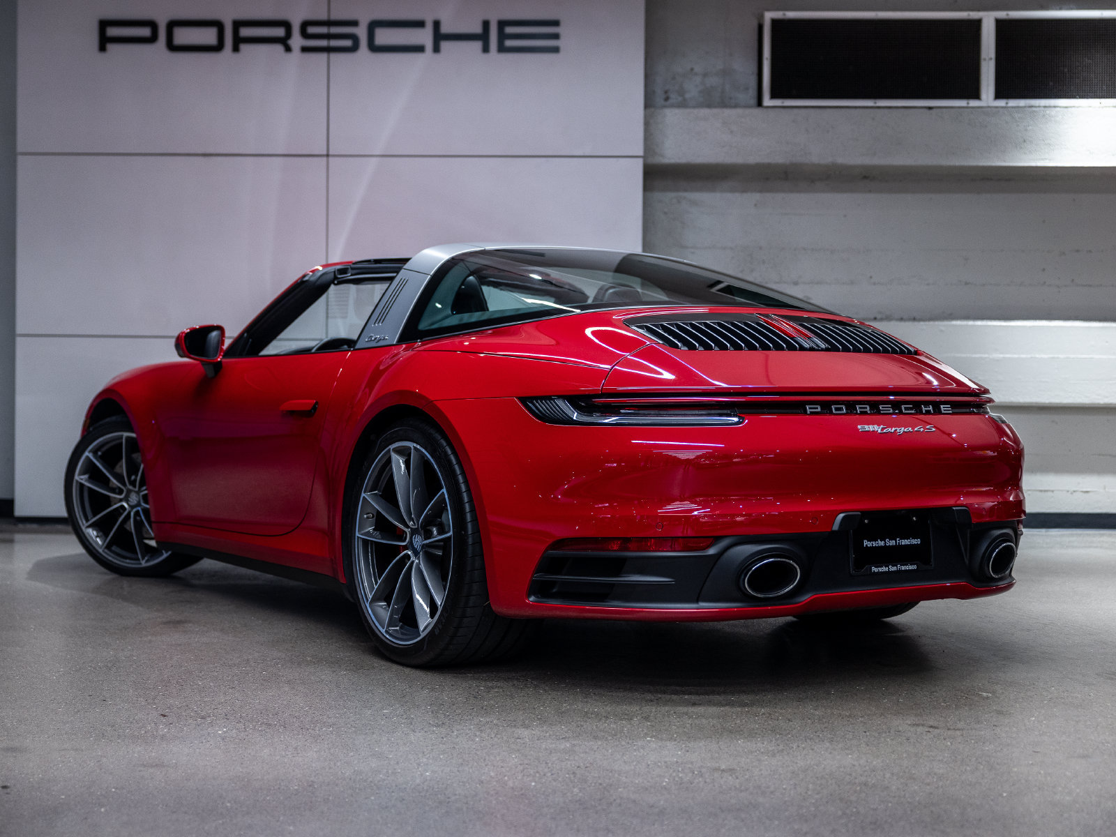 Certified 2021 Porsche 911 AWD/4WD image 3
