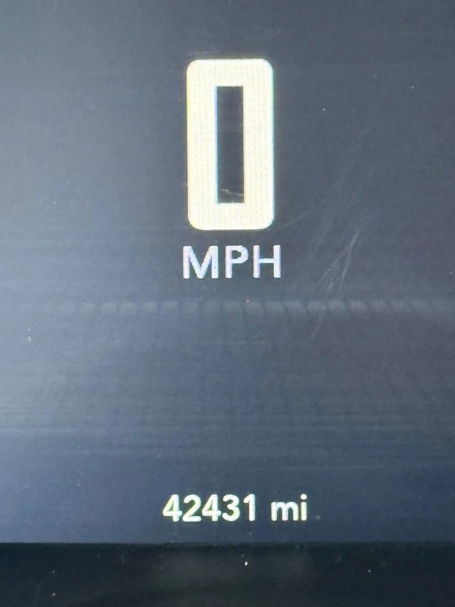 Used 2018 Dodge Challenger R/T w/ Driver Convenience Group image 13