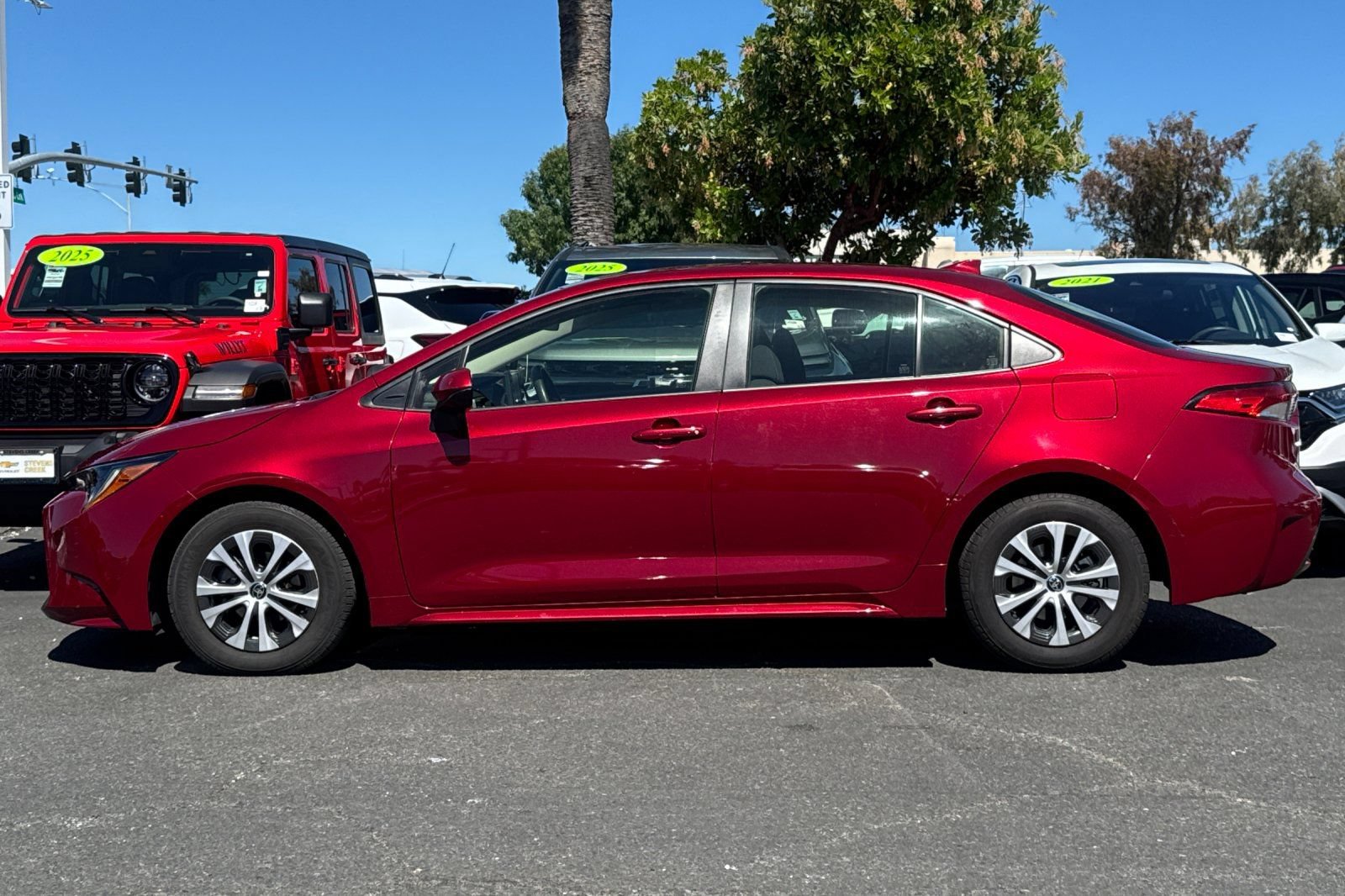 Used 2022 Toyota Corolla LE FWD image 8