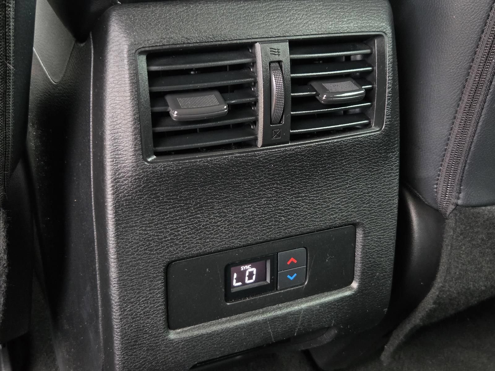 Used 2022 Mitsubishi Outlander SEL FWD image 15