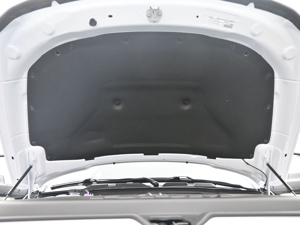 New 2026 RAM 1500 4x4 Crew Cab image 24