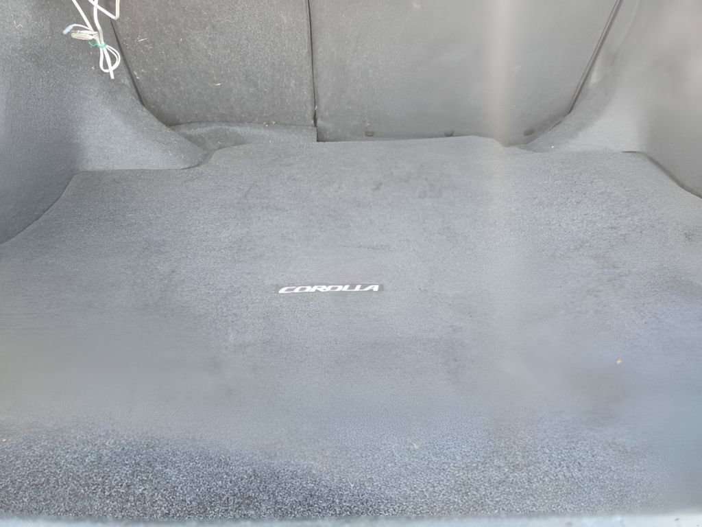 Used 2011 Toyota Corolla S image 28