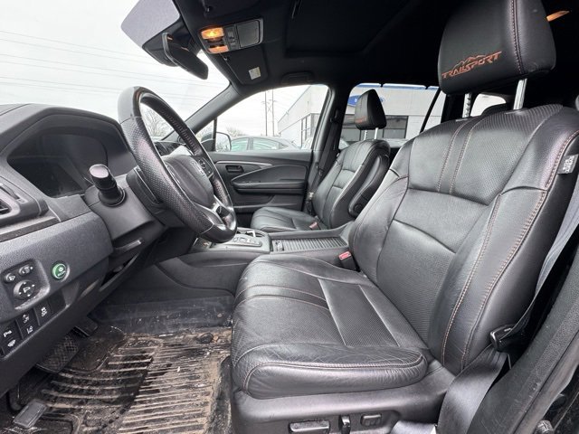 Used 2023 Honda Passport TrailSport image 13