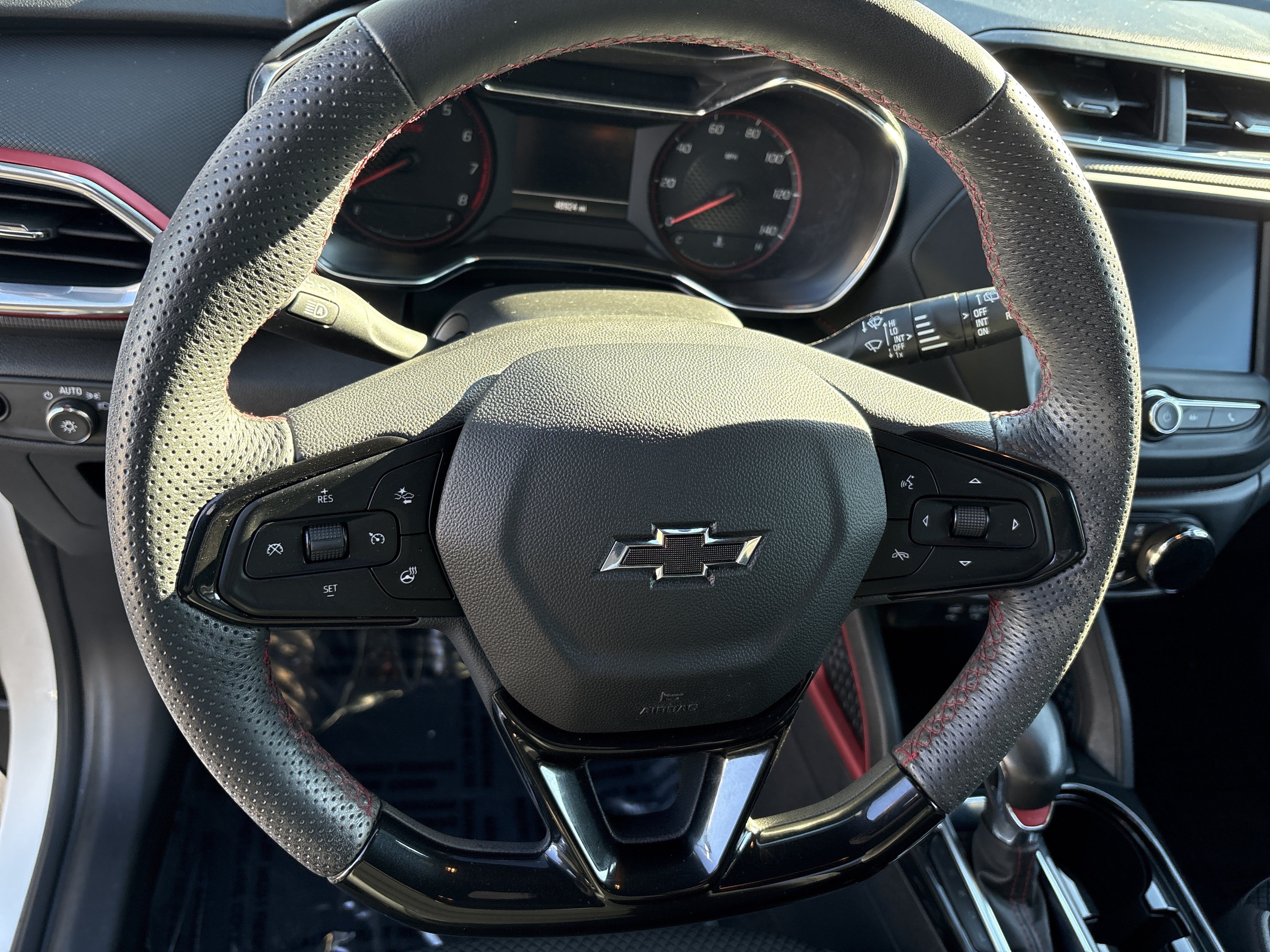 Used 2023 Chevrolet TrailBlazer RS FWD image 10