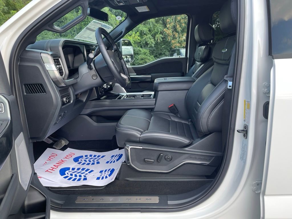New 2025 Ford F350 Platinum w/ FX4 Off-Road Package image 12