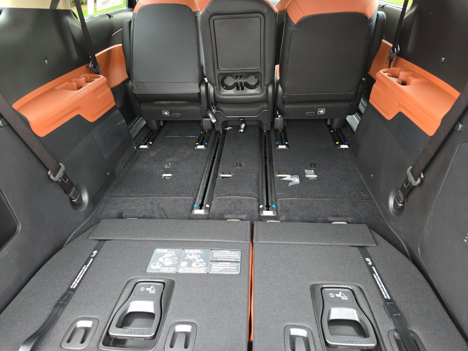 New 2026 Kia Carnival EX image 16