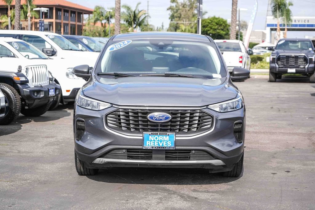 Used 2024 Ford Escape Active FWD image 2