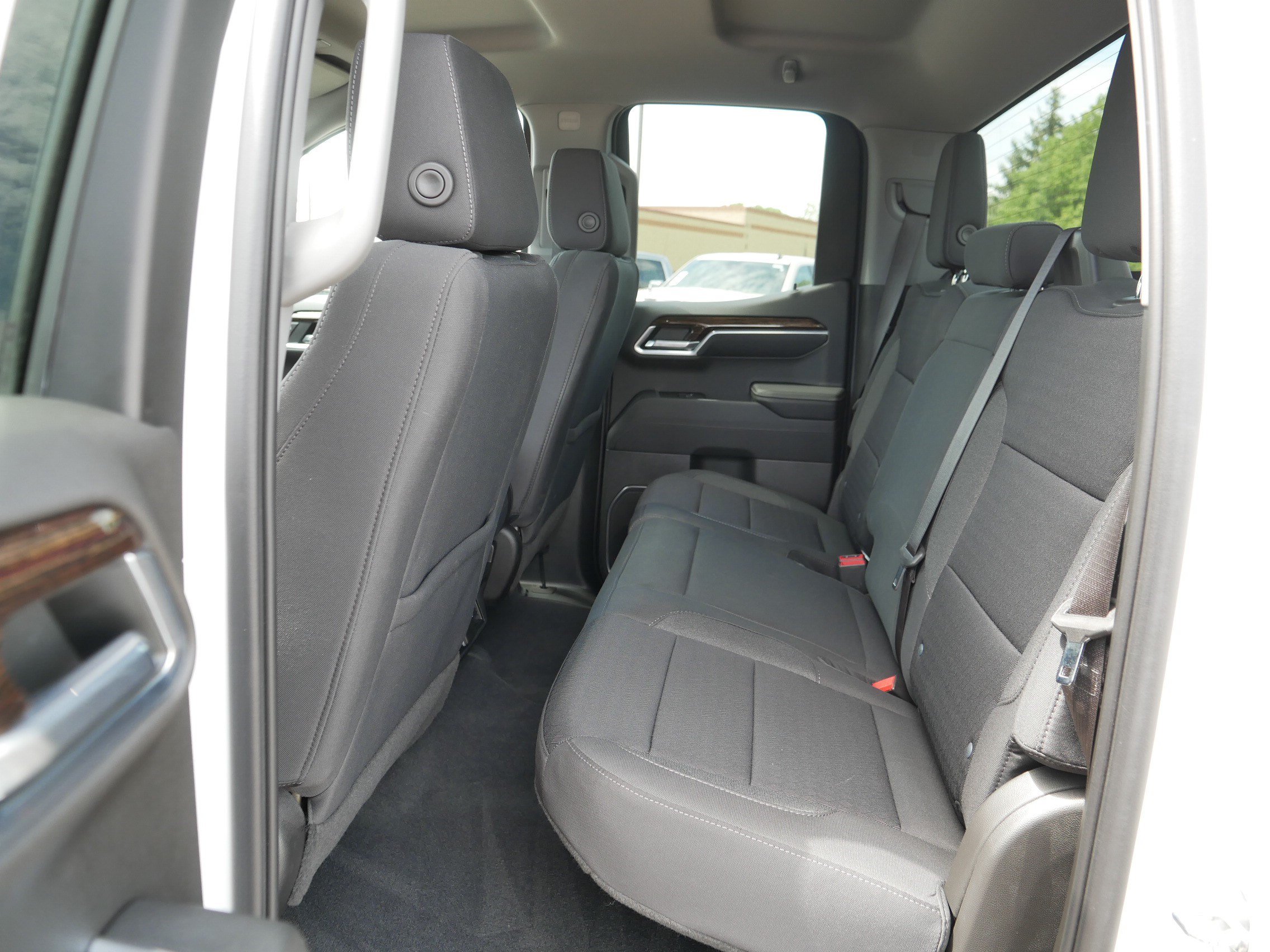Used 2023 GMC Sierra 1500 Elevation w/ X31 Off-Road Package AWD/4WD image 35
