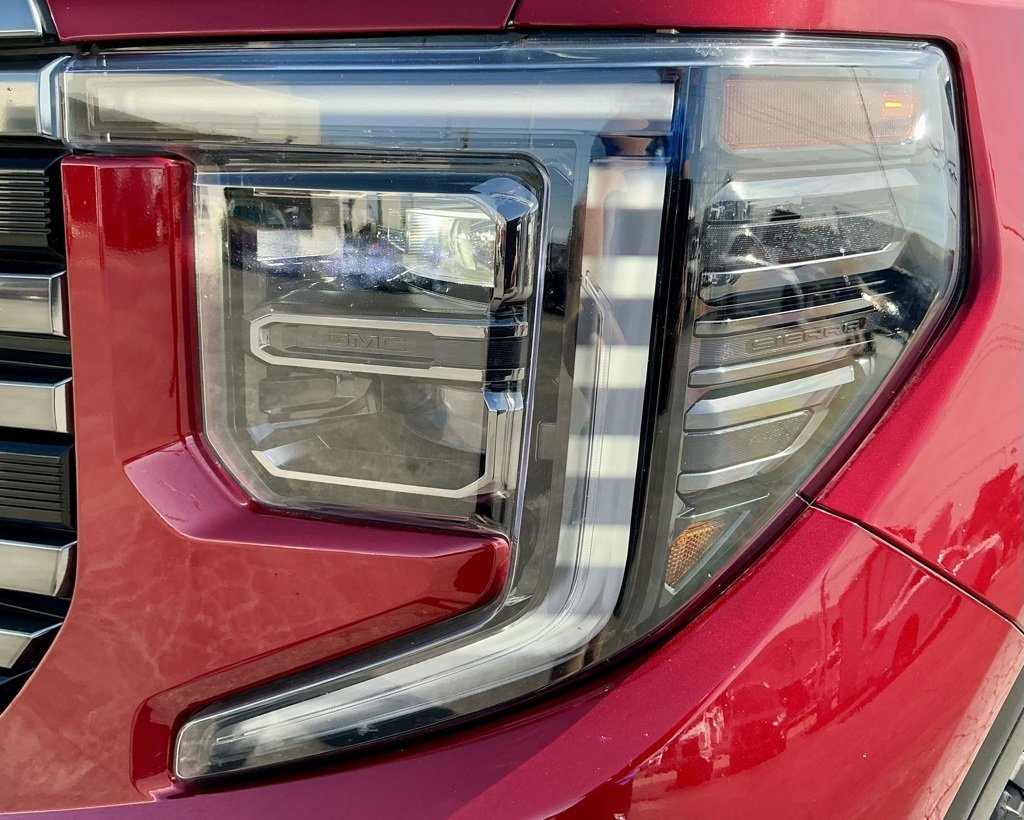 Used 2023 GMC Sierra 1500 AT4 w/ AT4 Premium Package image 10