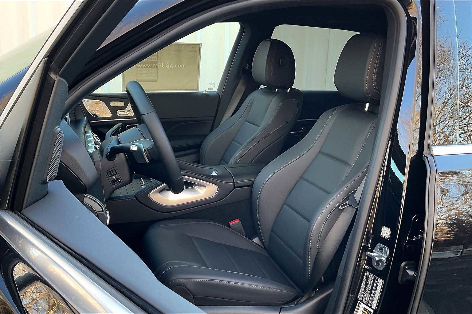 Certified 2025 Mercedes-Benz GLE 450 4MATIC image 14